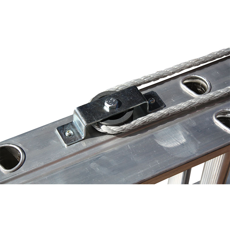 Heavy Duty Industrial Extension Ladder – 6,9m – 12.9m and 7,5m – 14.1m - Image 4