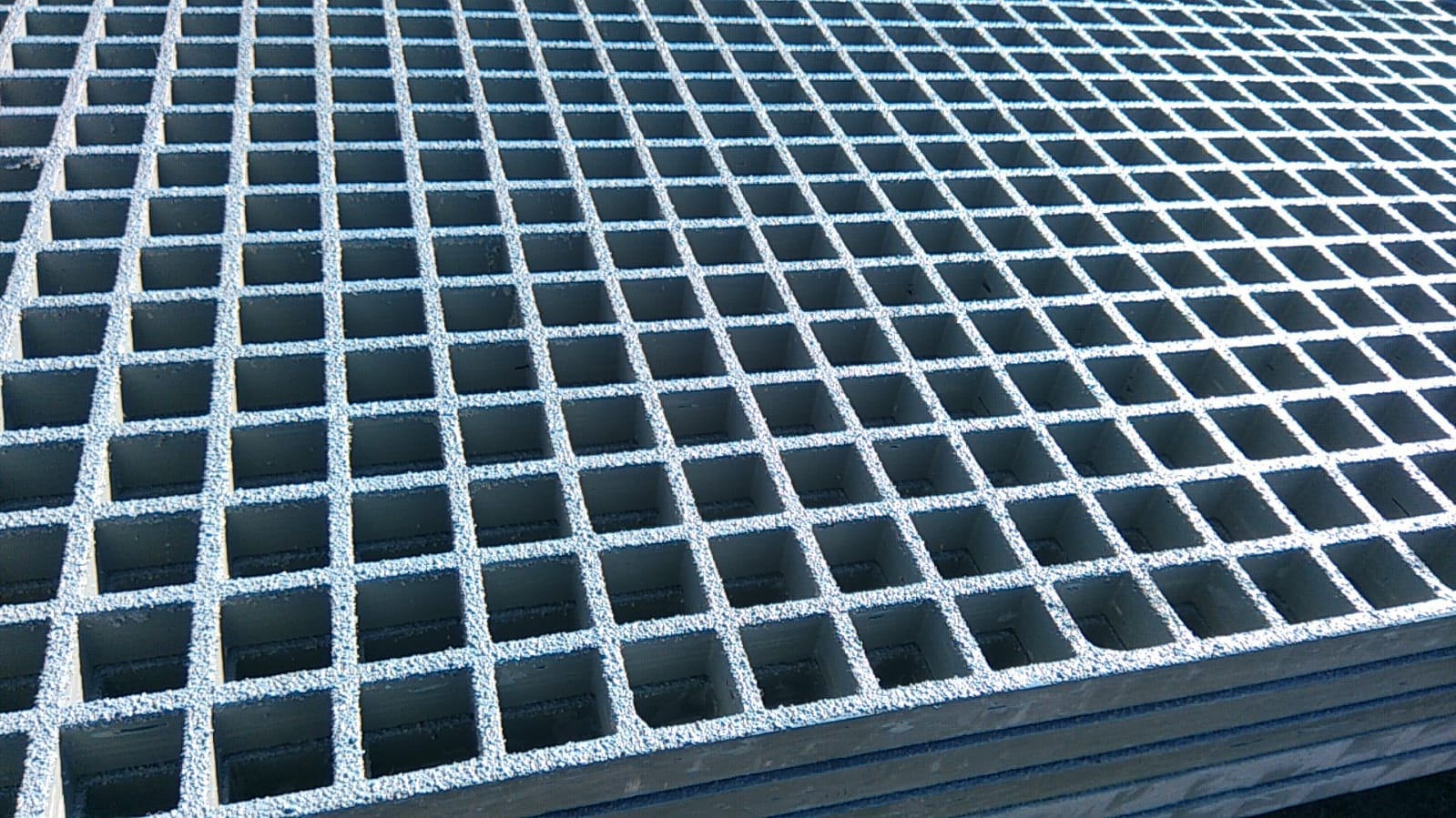 ISO (Chemical Resistant at lower Temperatures) 25/38/38 Fibreglass 1220×3660 - Image 3