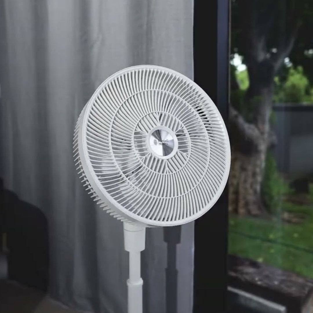 Russell Hobbs 35cm Rechargeable Circulation Fan - Image 5