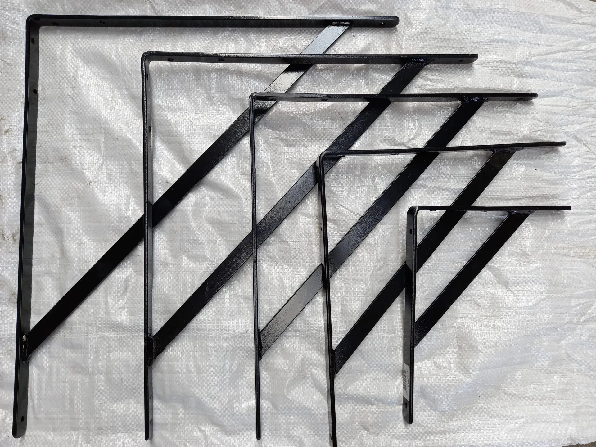 Shelf Bracket Mini 200mm x 250mm, Extra Small White 250mm x 300mm and Extra Small Black 250mm x 300mm – (Sold in packs of 5)